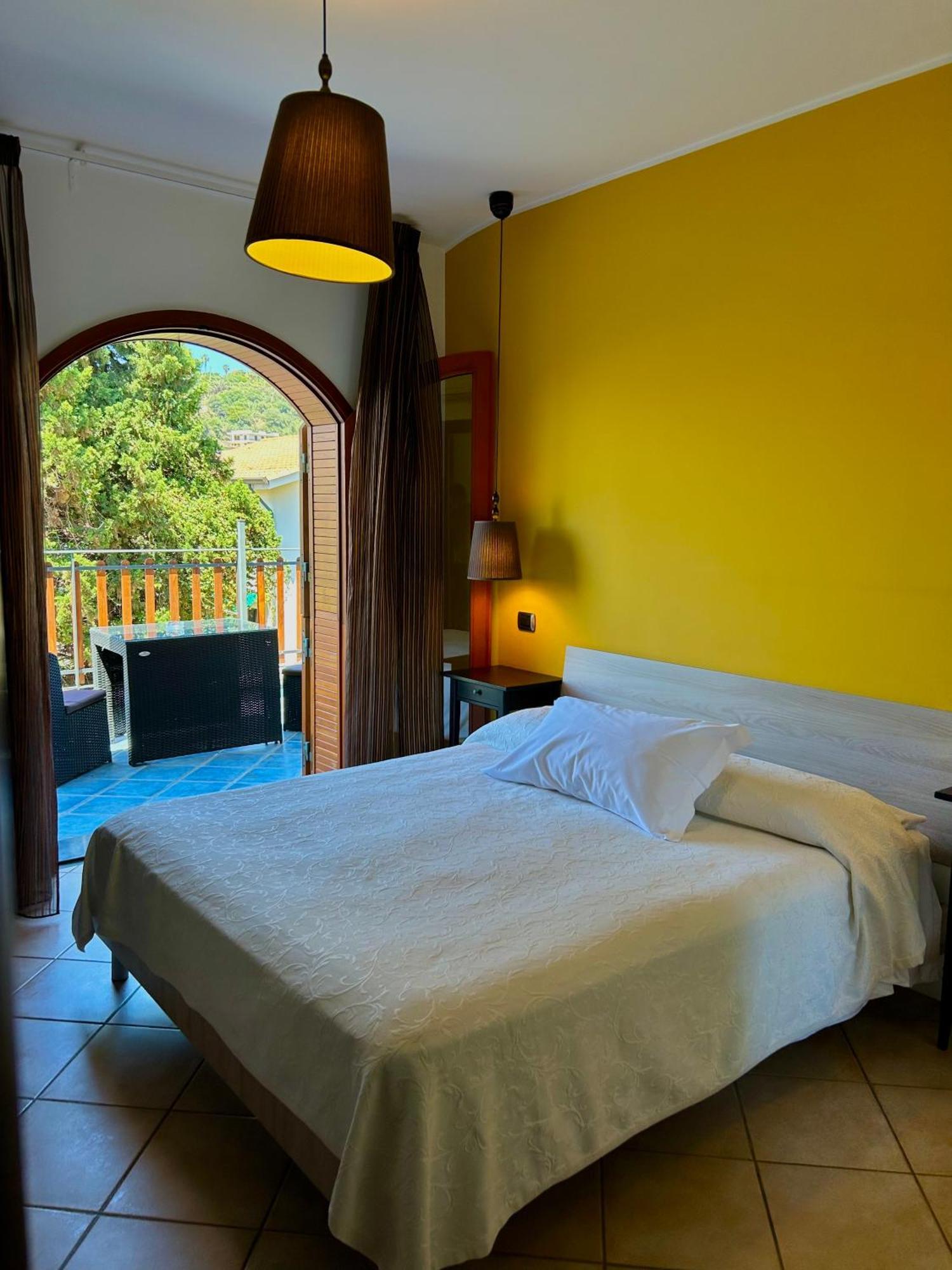 B&B Villa Rodriguez Milazzo Exterior photo